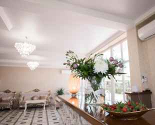 Отель Империя