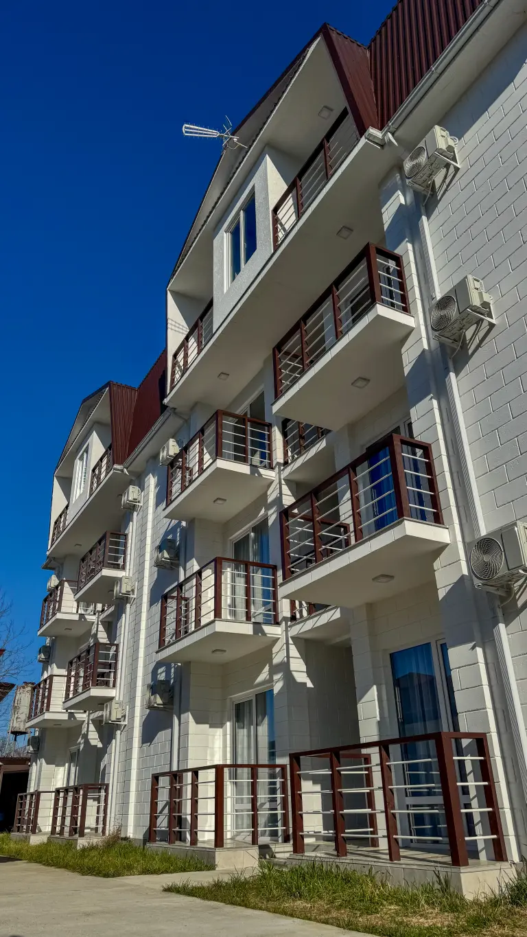 AQUARIUS HOTEL
