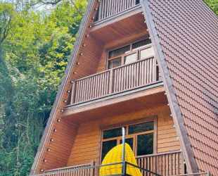 Отель Грасс