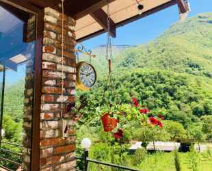 Отель Грасс