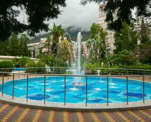 Amza Park Hotel