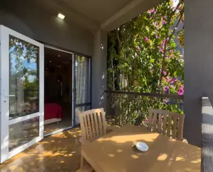 Трёхместный однокомнатный Супериор  c балконом 