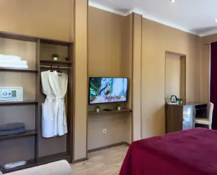 Трёхместный однокомнатный Супериор  c балконом 