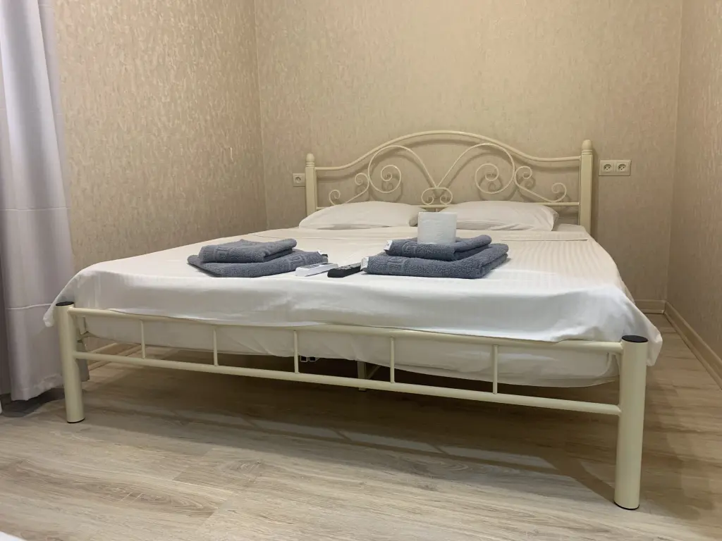 Трехместный номер без вида на море