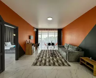 Двухместный двухкомнатный De Luxe Panorama с балконом