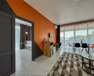 Двухместный двухкомнатный De Luxe Panorama с балконом