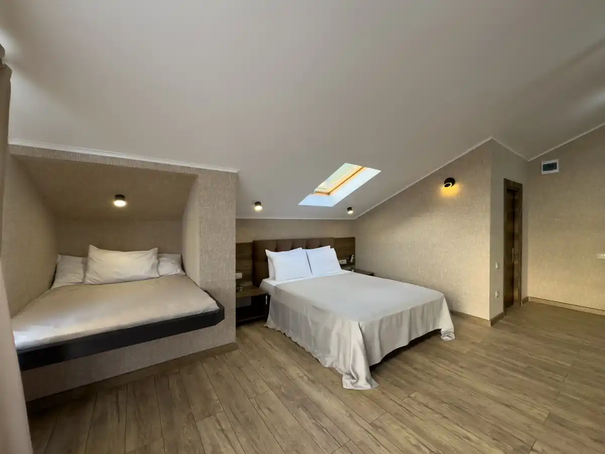 Трёхместный однокомнатный Супериор Плюс c балконом