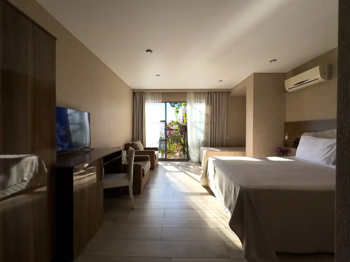 Трёхместный однокомнатный Супериор Плюс c балконом