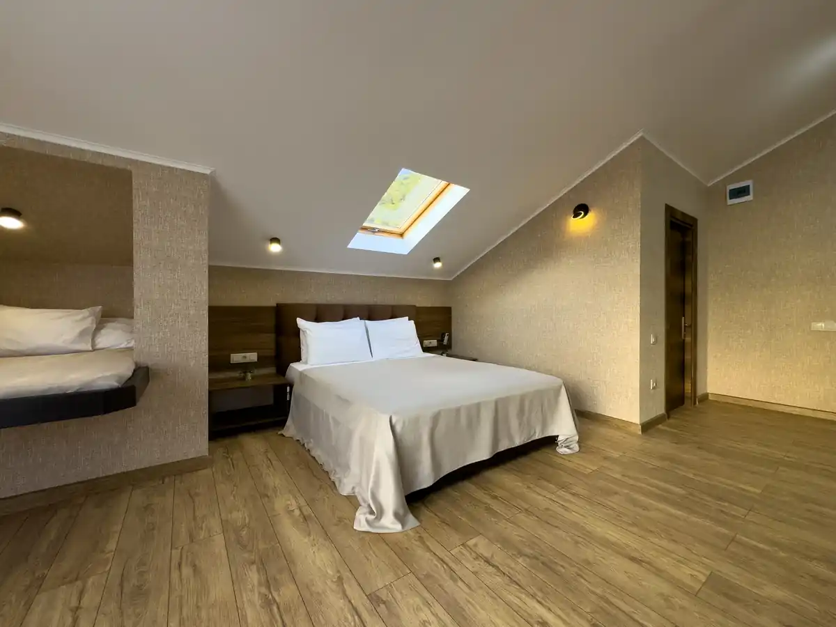 Трёхместный однокомнатный Супериор Плюс c балконом