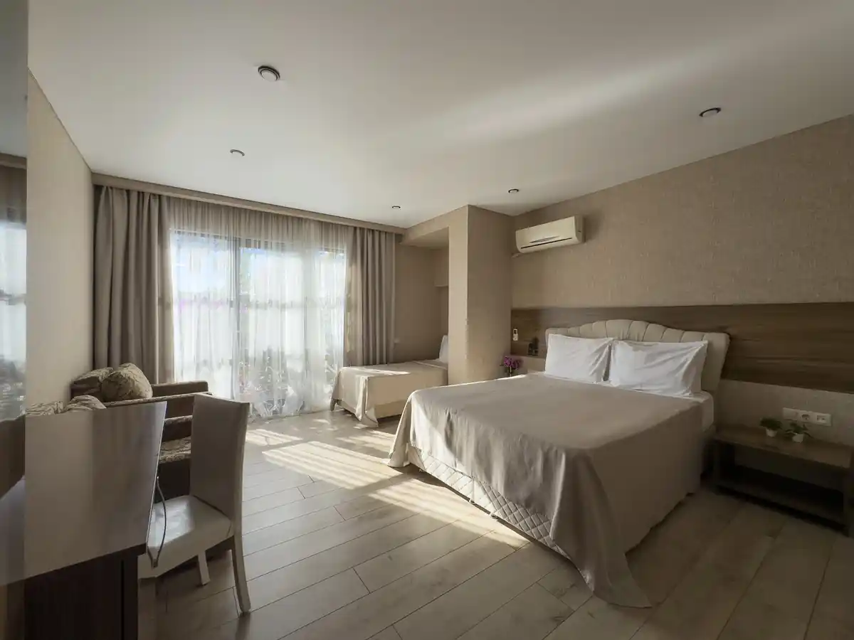 Трёхместный однокомнатный Супериор Плюс c балконом