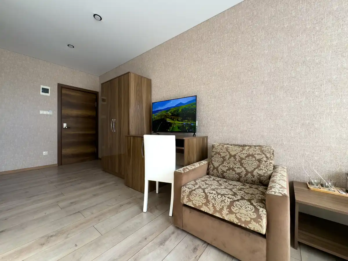 Трёхместный однокомнатный Супериор Плюс c балконом