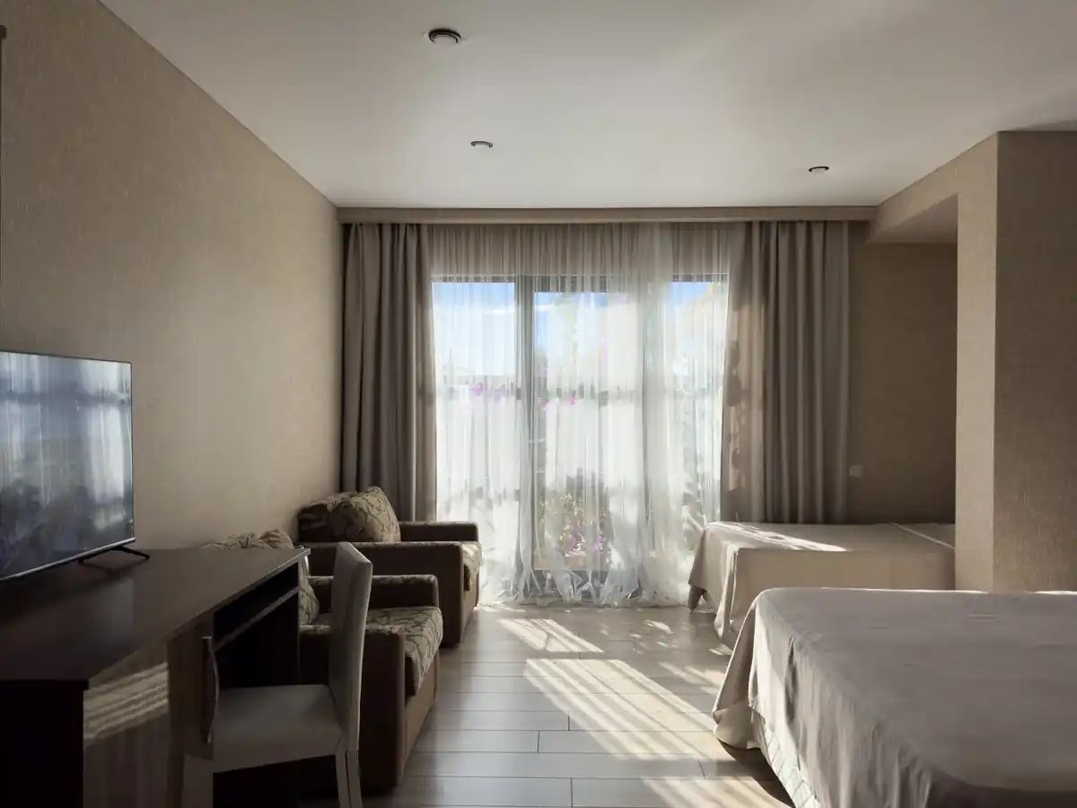 Трёхместный однокомнатный Супериор Плюс c балконом