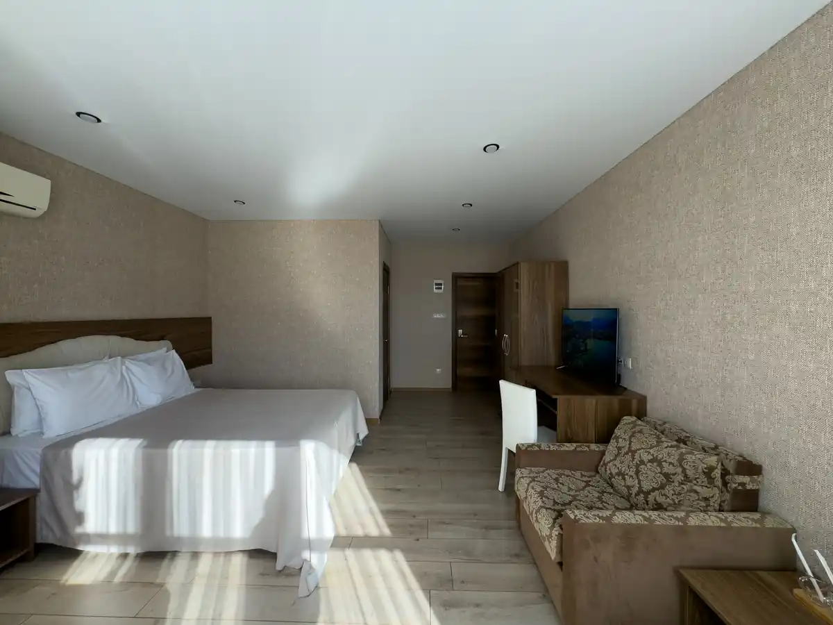 Трёхместный однокомнатный Супериор Плюс c балконом