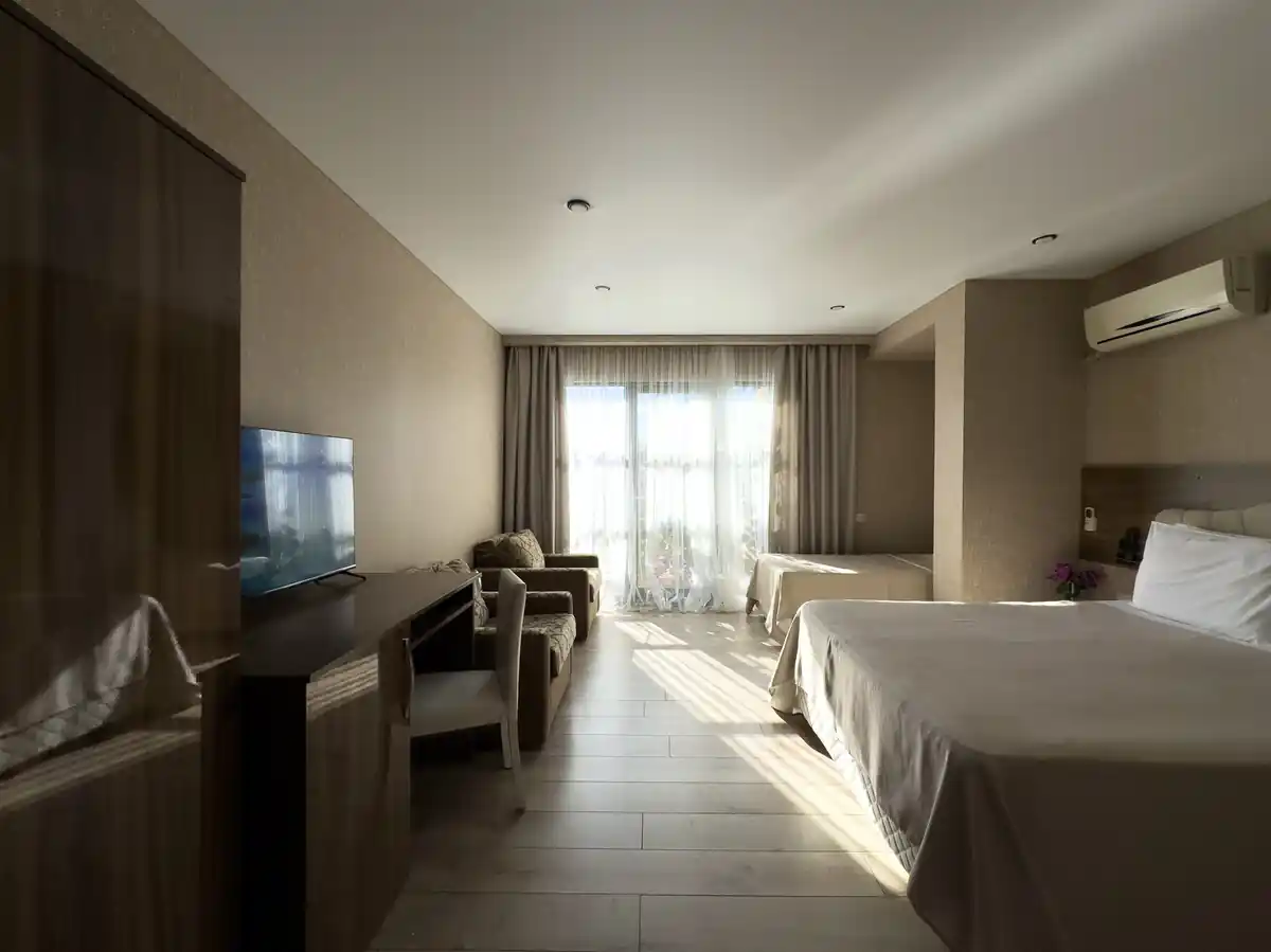 Трёхместный однокомнатный Супериор Плюс c балконом