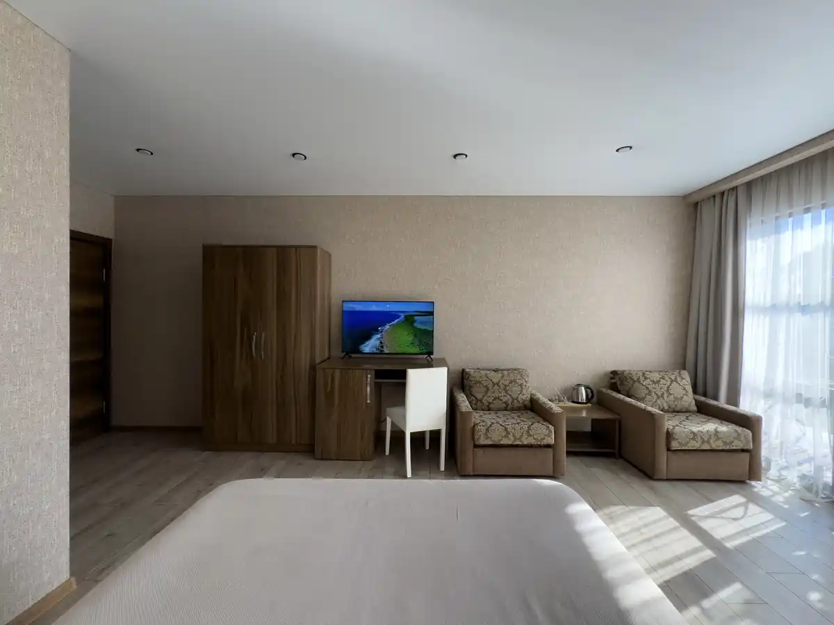 Трёхместный однокомнатный Супериор Плюс c балконом