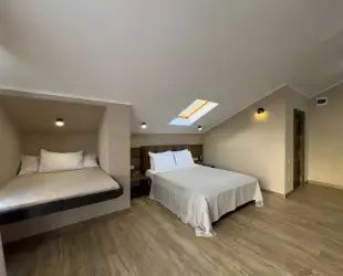 Трёхместный однокомнатный Супериор Плюс c балконом