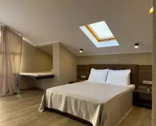 Трёхместный однокомнатный Супериор Плюс c балконом