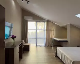 Трёхместный однокомнатный Супериор Плюс c балконом