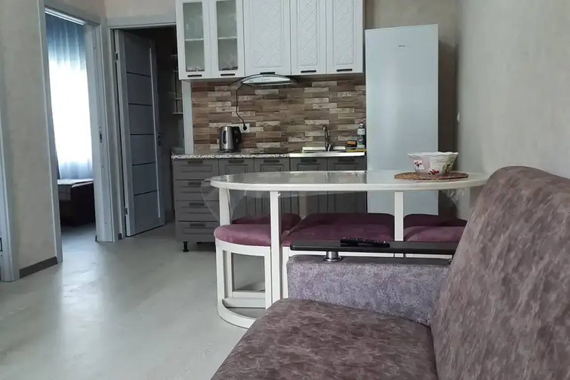 Апартаменты 3-х комнатные с кухней