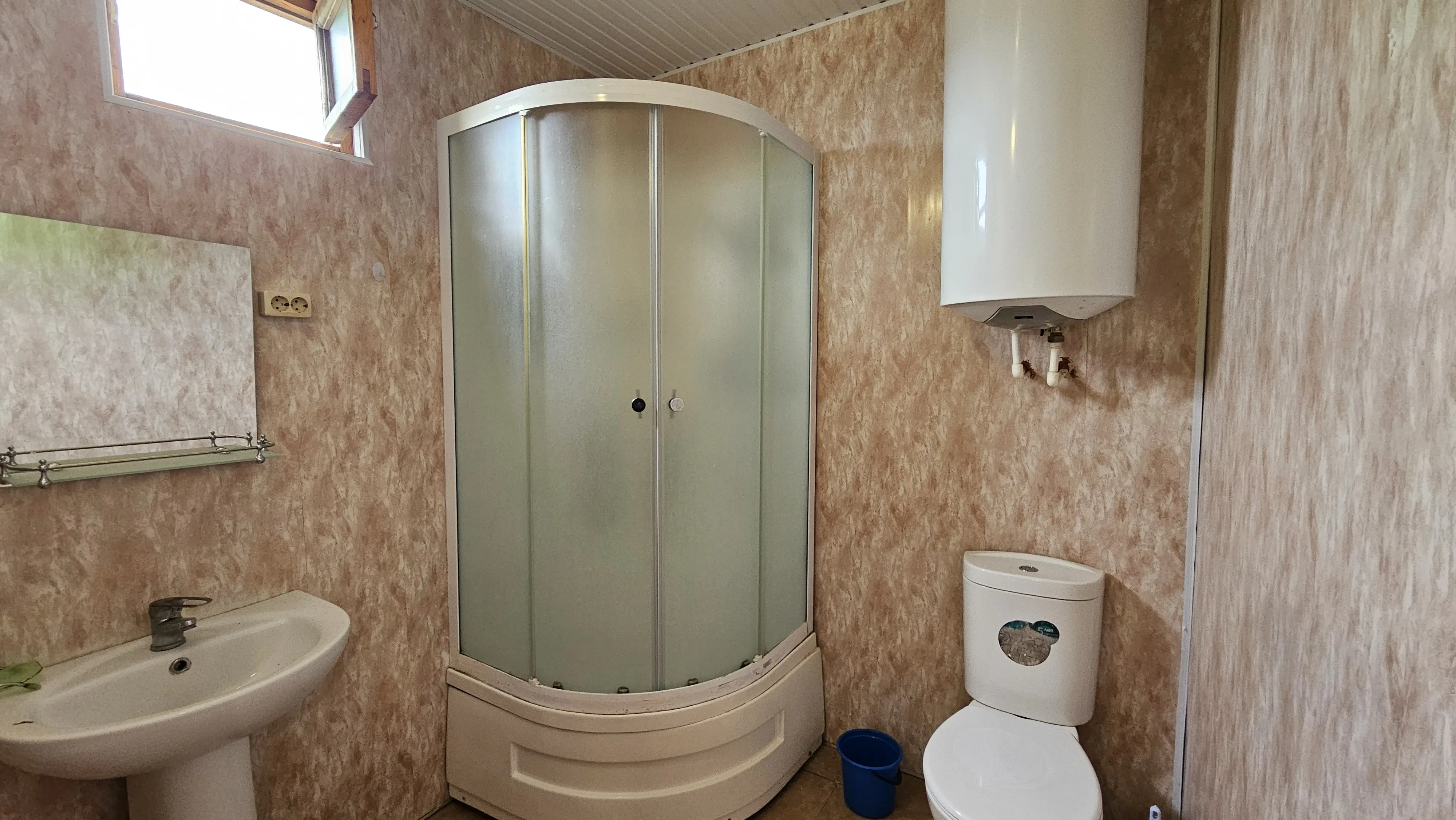 Двухъэтажный 4-х местный 