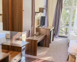 2 +1 местный С балконом • Вид на море • Корпус A