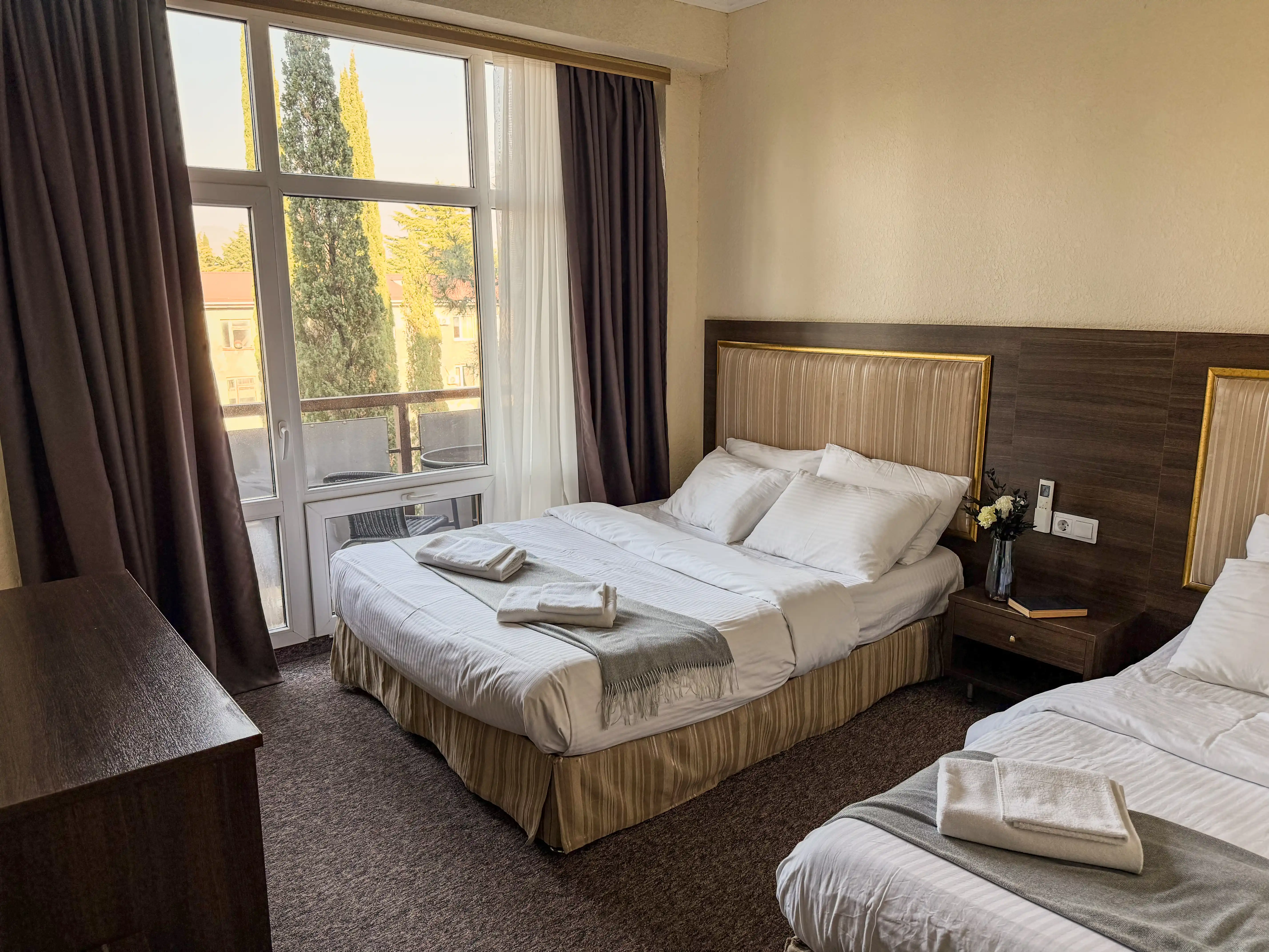 2 +1 местный С балконом • Вид на горы • Корпус A