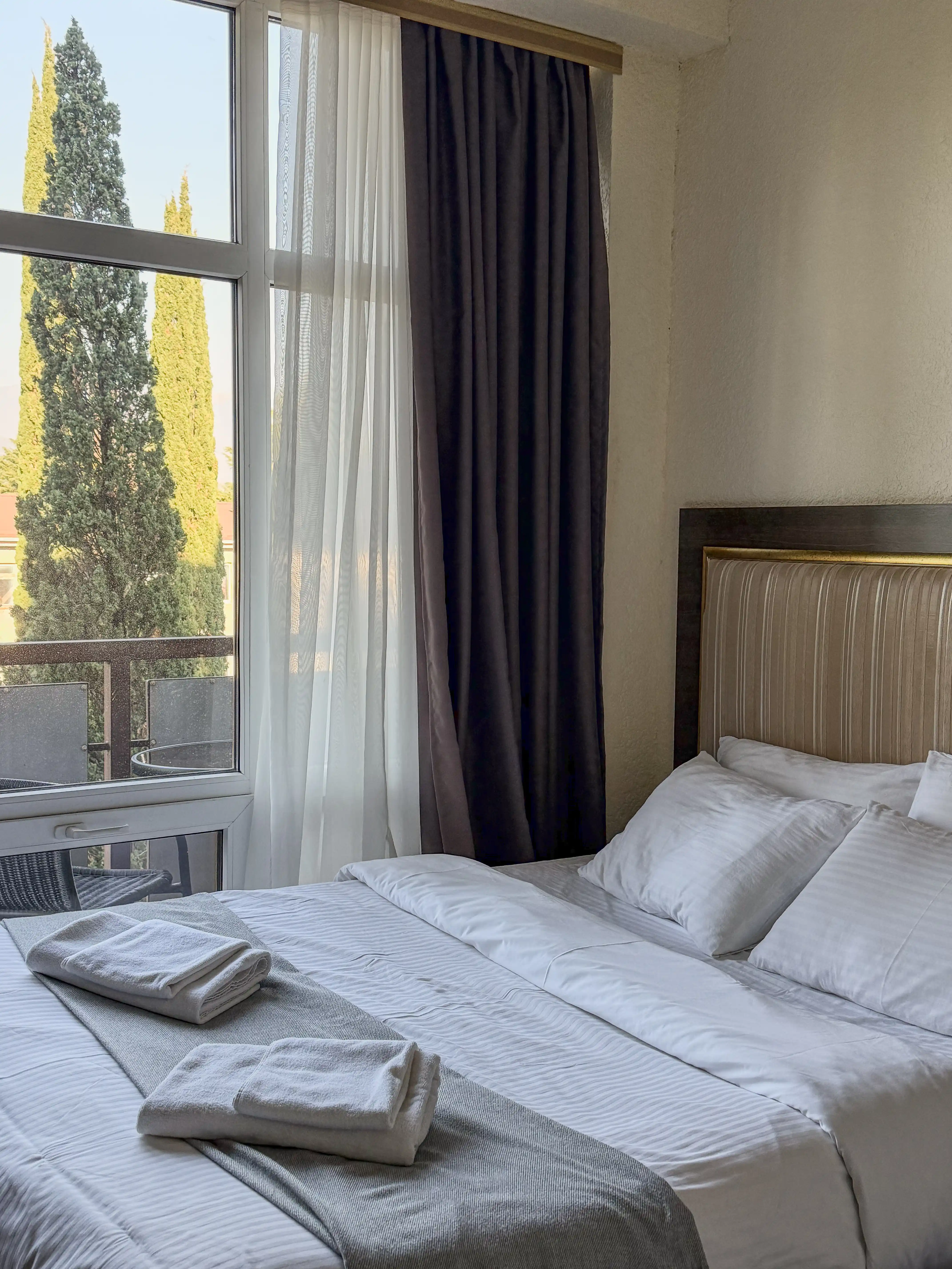 2 +1 местный С балконом • Вид на горы • Корпус A