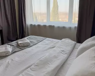 2 +1 местный С балконом • Вид на горы • Корпус A