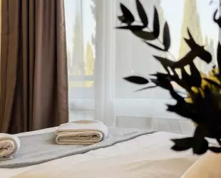 2 +1 местный С балконом • Вид на горы • Корпус A