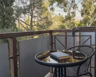 2 +1 местный С балконом • Вид на горы • Корпус A