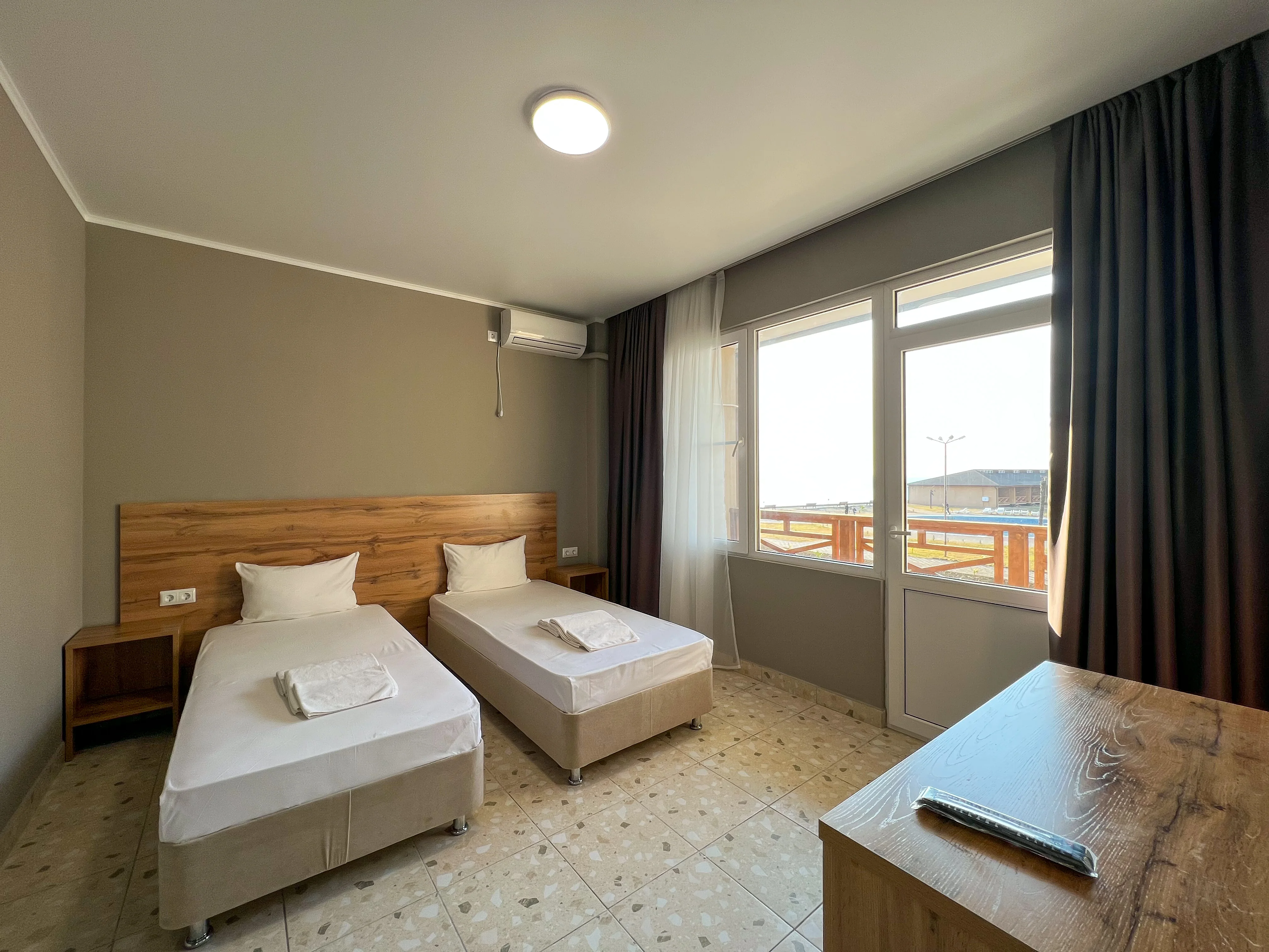 2 +1 местный С балконом • Вид на горы • Корпус C