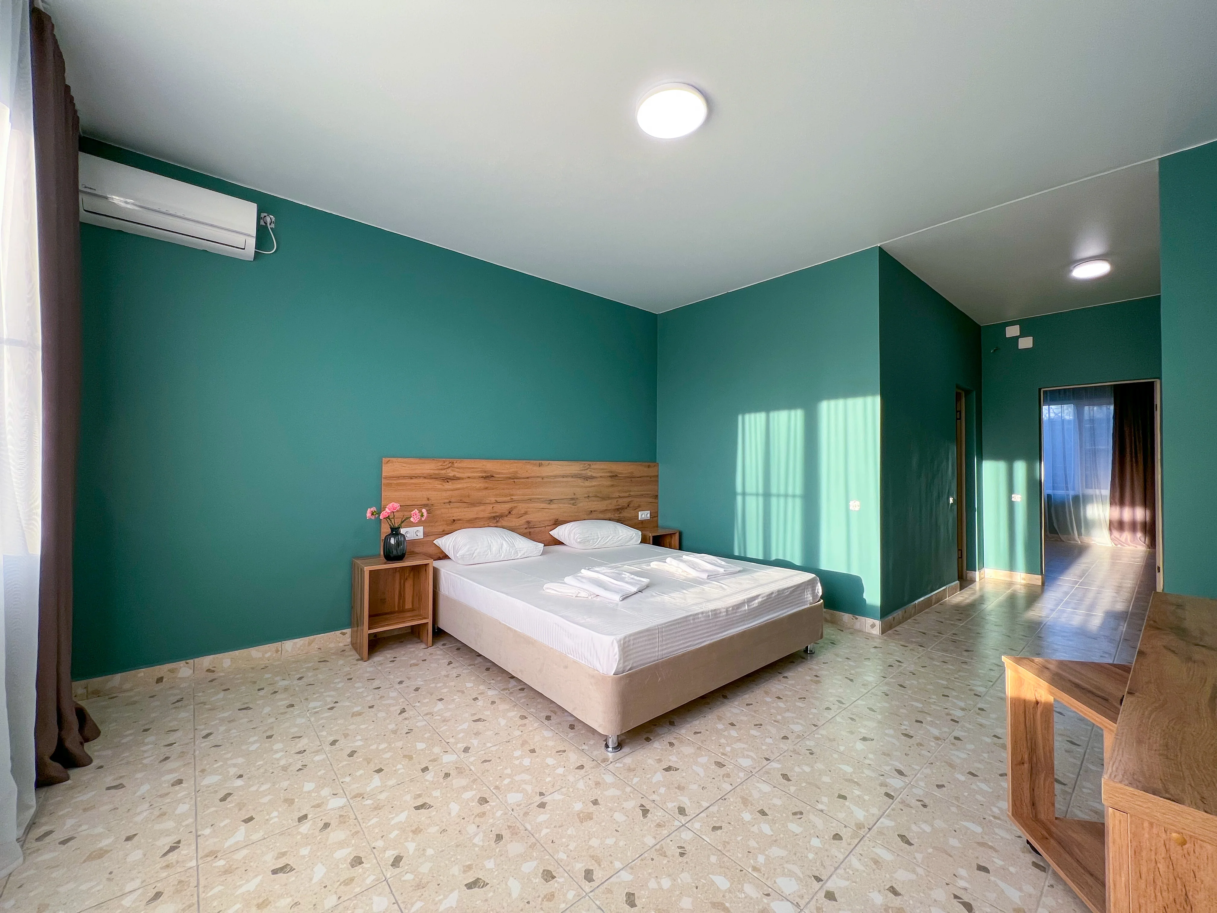 4 местный двухкомнатный С балконом • Вид на парк • Корпус C