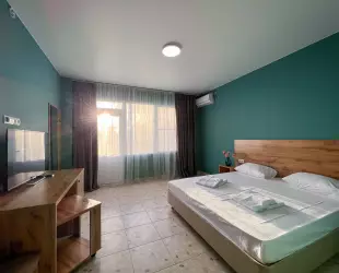 4 местный двухкомнатный С балконом • Вид на парк • Корпус C