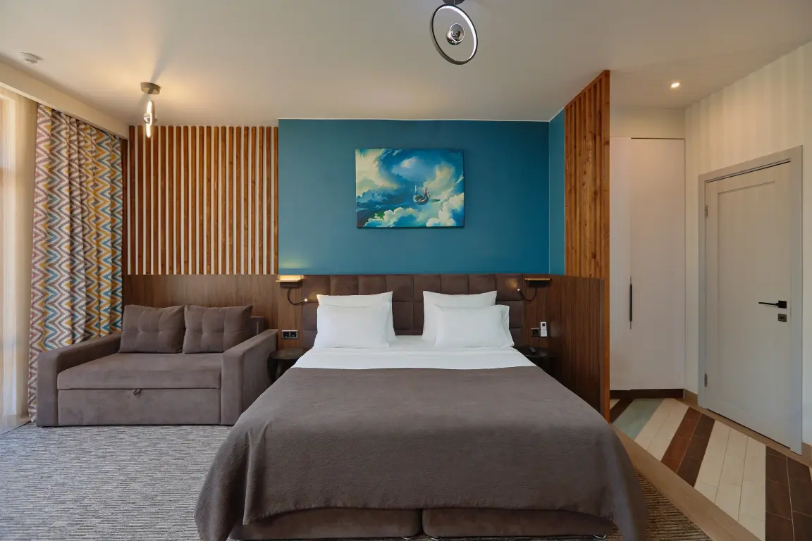 Семейный номер с балконом