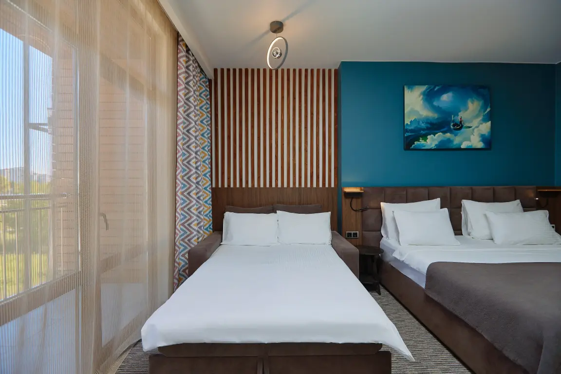 Семейный номер с балконом