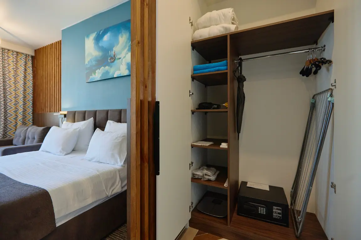 Семейный номер с балконом