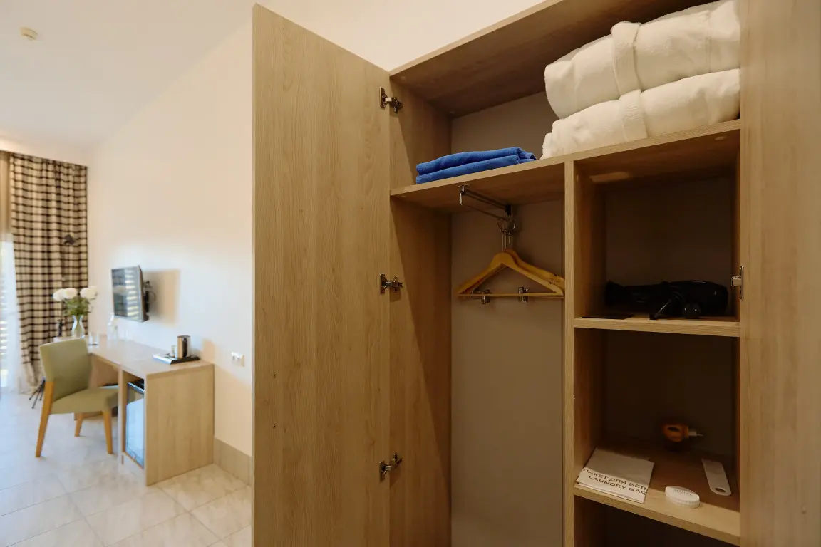 Семейный номер с террасой