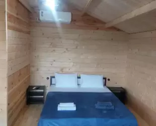 Трехместный домик