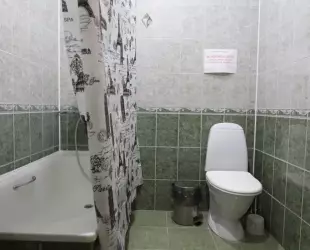 Двухместный полулюкс с двумя раздельными кроватями и балконом
