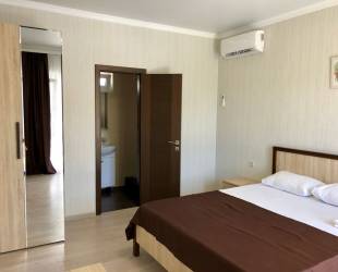 Большой двухместный номер с 1 кроватью