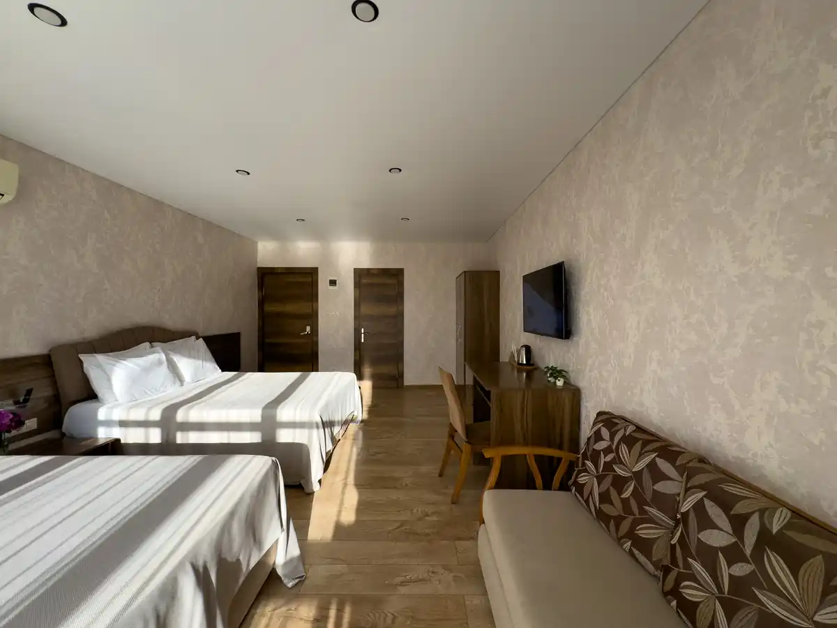 Четырехместный однокомнатный Сьют с балконом