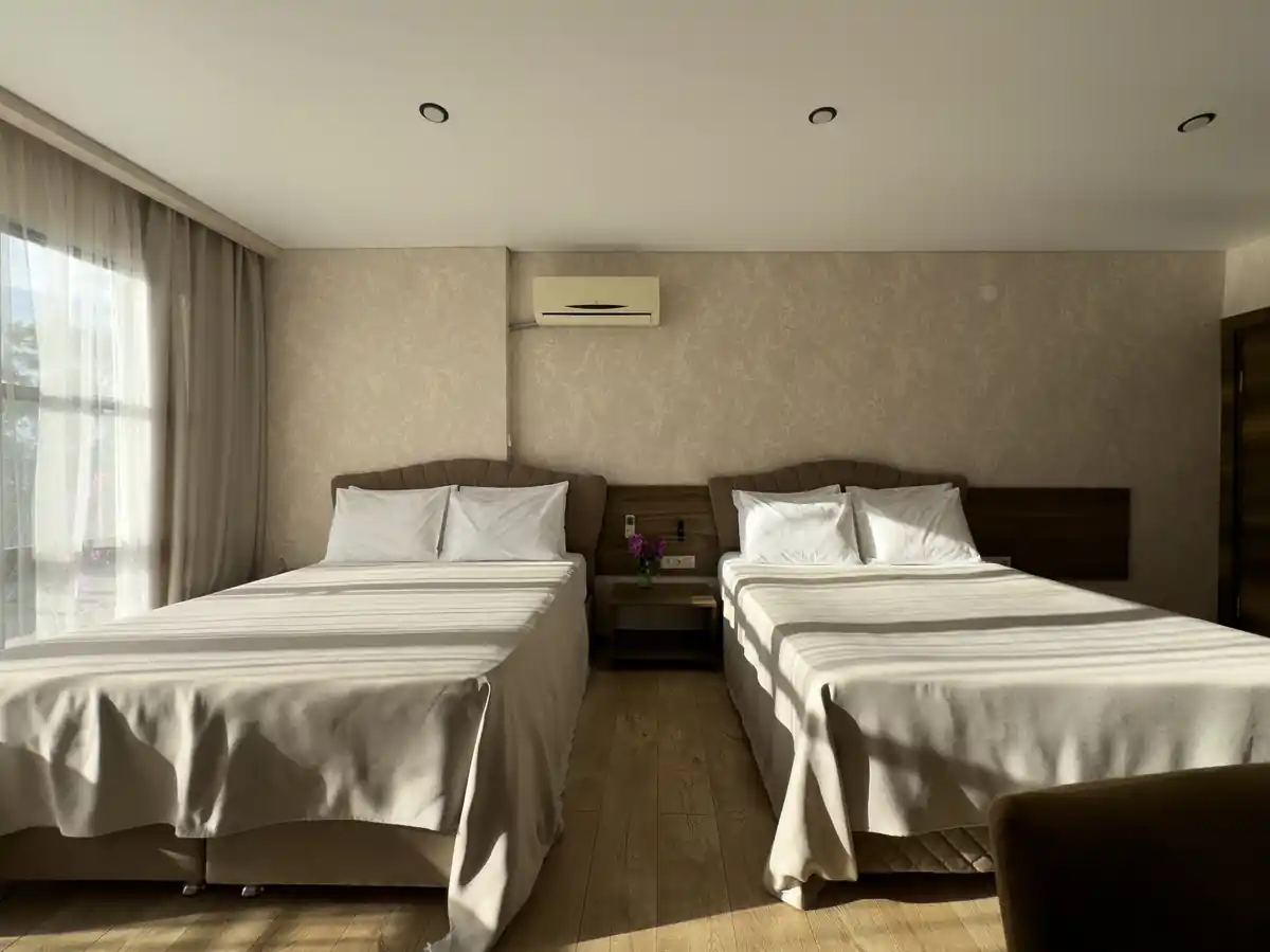 Четырехместный однокомнатный Сьют с балконом