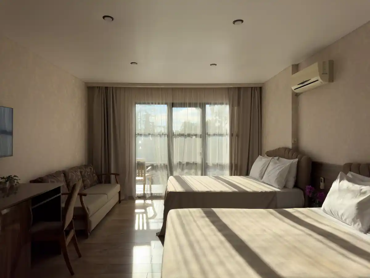 Четырехместный однокомнатный Сьют с балконом