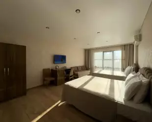 Четырехместный однокомнатный Сьют с балконом